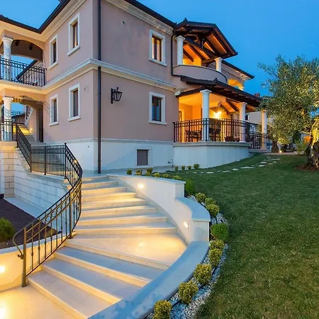 Apartman Casa Deklic *